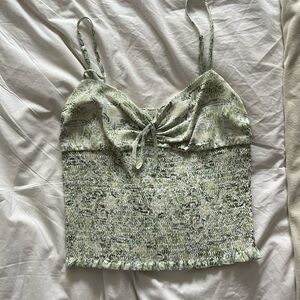 Aritzia Wilfred green top